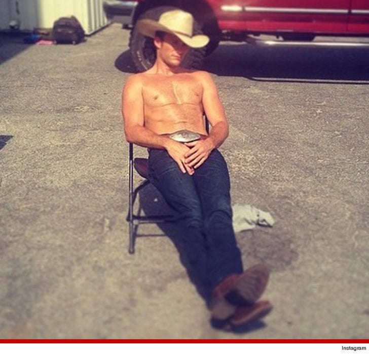 Sexy Shirtless Scott Eastwood Shots to Lasso Your MCM Love :: 0403-scott-eastwood-34