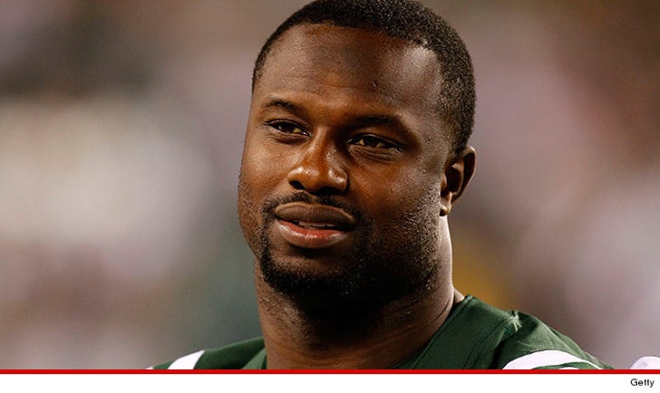 Bart Scott -- Braylon Edwards Needs Help We're Here For :: 0512-bart-scott-getty-4