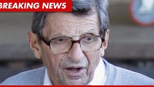 1211_joe_paterno_getty_bn