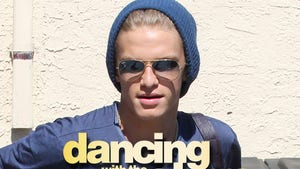 0312_cody_simpson_dwts