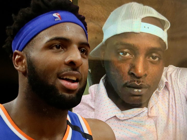 0225-mitchell robinson dad comp-getty