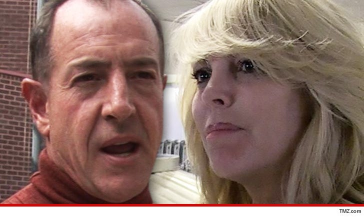 Michael Lohan -- I'm On an Installment Plan for Child :: 0424-michael-dina-lohan-tmz-4