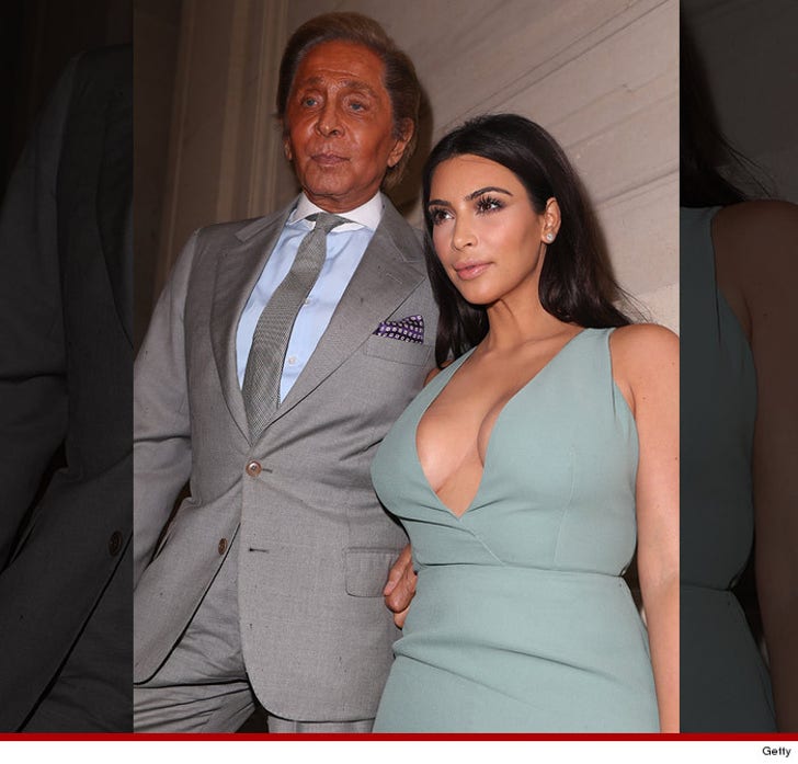 Celebrities Celebrating Valentino's Day By Mistake :: 0213-valentino-16